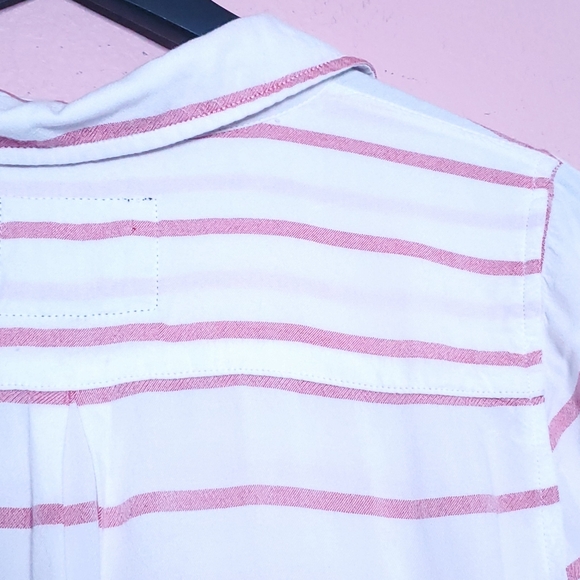 Rails Rocsi Button Down Striped Top - Picture 13 of 15